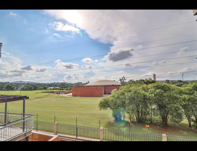 0.5 BEDROOM APARTMENT FOR SALE IN LYNNWOOD